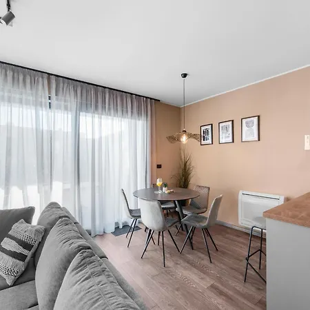 Villa Near With Pool *