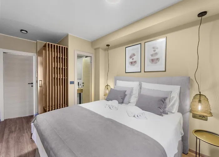 Vila Near With Pool Brtonigla