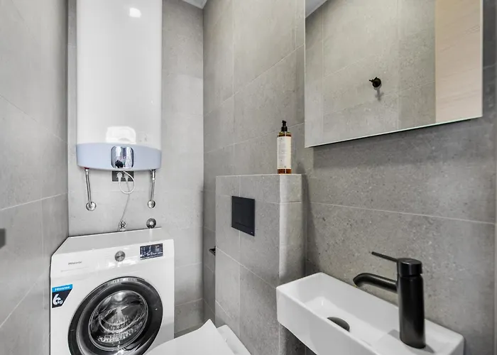 Near With Pool Vila *