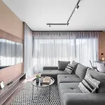 Near With Pool וילה ברטוניגלה
