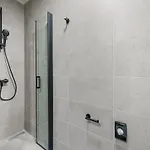 Near With Pool * ברטוניגלה